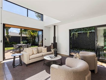 Architectural Edge, Family Heart