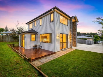 Private Oasis Living - Spacious, Secure & Stunning