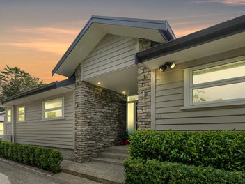 Prime Spot with an Income