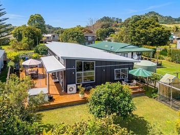 Modern where it matters, coastal where it counts!