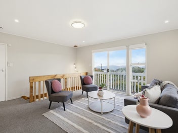 Superb Family Home with Super Views!