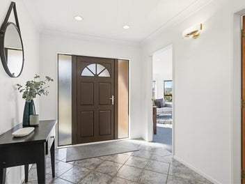 FAMILY HOME IN CHURTON PARK