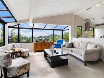 Rangitoto Zone | Family Living with Pool & Views