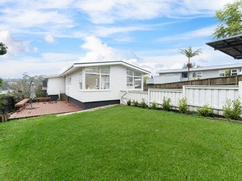 Family Home Next to Reserve