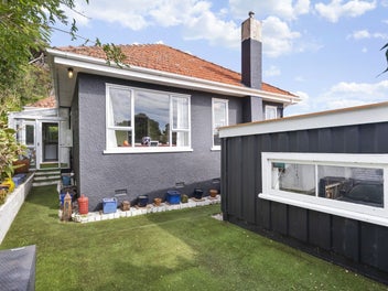 Prime Position, Timeless Charm