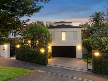 Owners Have Left for the UK! Must Sell!