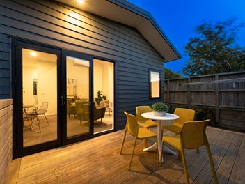 Village, Beach - Life.