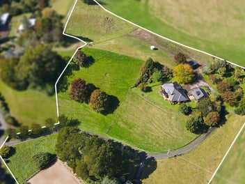 Country Living with Exceptional Infrastructure