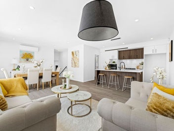 Quiet Cul-de-sac living, 10 Years Halo Guarantee!
