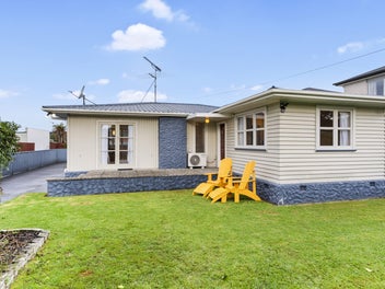 Perfect Affordable First Home!