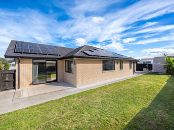 Fab Home And Location!