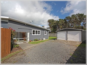 Convenient Access To Everything Foxton Beach