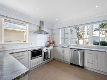 Desirable Hataitai Location