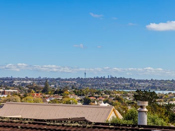 Home & Income - Must Sell, Vendors Packed!