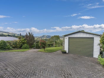 A Place to Call Your Own 'Holm'