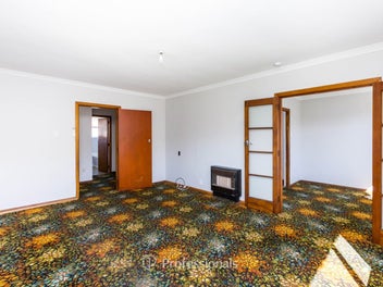 Classic 1940s Home in Silverstream