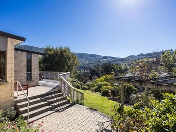 Charming Family Retreat in Glenleith