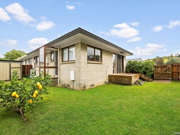 Easy-Care & Convenient–Macleans Primary & BBI Zone