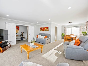 Single-Level 4 Bed Brick & Tile Gem in Northpark!