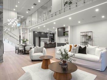 From Sunrise Walks to Sunset Views