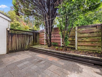 Sharp Buying at $399k Don't Miss Out