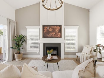 Hamptons beauty, coastal brilliance