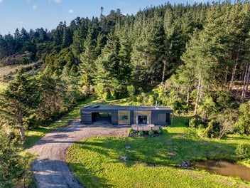 Discover Your Dream Hideaway!