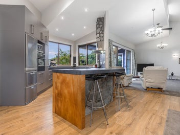 Architectural Elegance - Space, Style & Serenity