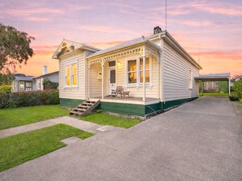 Private, Peaceful & Full of Charm