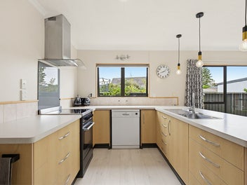 Stylishly Renovated, North Facing & Fully Secure!