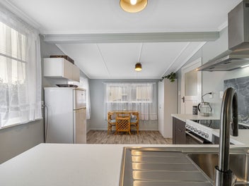 Coastal Charm meets Modern Comforts!