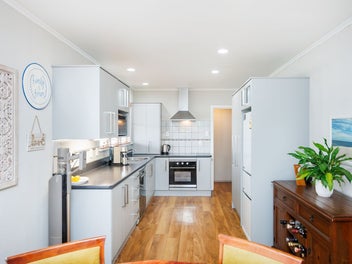 First Home or Downsizer Win – Covered Decking