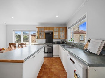 Quality Living in the Heart of Hill Park