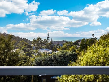 Elevated Orewa Living with Sea Views