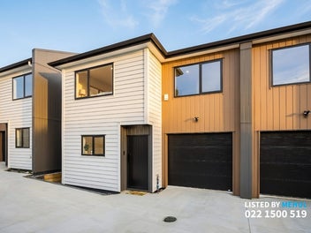 Not just a house, but a whole vibe, times five!