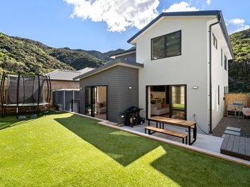 Modern Comfort Meets Family Functionality