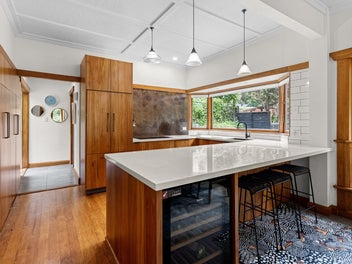 REFINED CHARACTER HAVEN WITH SERENE INNER CITY APP