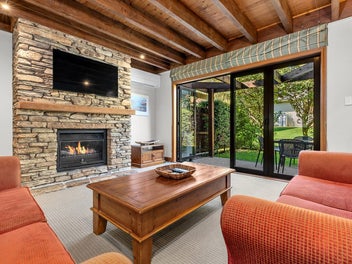 Central Villa Plus Apartment