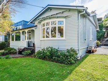 CHARACTER FAMILY HOME