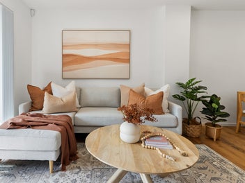 MODERN LIVING - HIGH QUALITY & LOW MAINTENANCE!