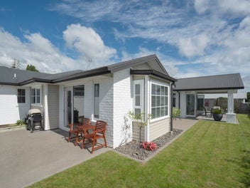 Charming Sunlit Sanctuary