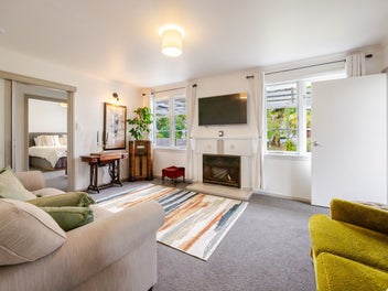 Half Acre Paradise Awaits