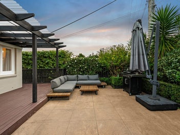 Dialled location. Family life, simplified.