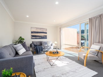 Sunny Living in Sought-After Churton Park