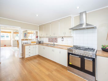 Value-Packed Lifestyle Living On 2.67 Acres