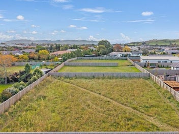 Grab This Large Private 1217m2 Section