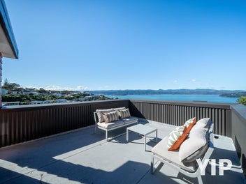 Special Sea View Stunner? YIP!