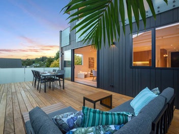 Urgent Sale – Master Build Guarantee