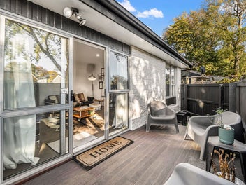 Smart, Stylish & Superbly Located