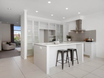 Sun Drenched and Very Private